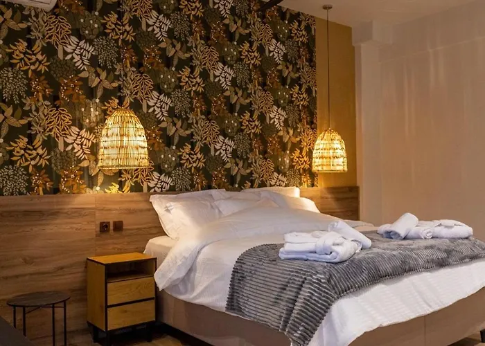 Lägenhet Mall Tríkala